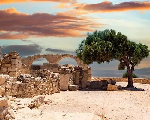 Lydia's Sea View - 2 Bed House Apartmán