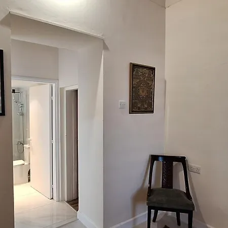 Lydia's Sea View - 2 Bed House شقة *