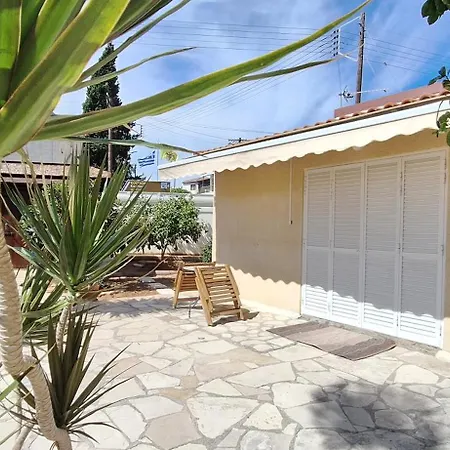 דירה Lydia's Sea View - 2 Bed House *