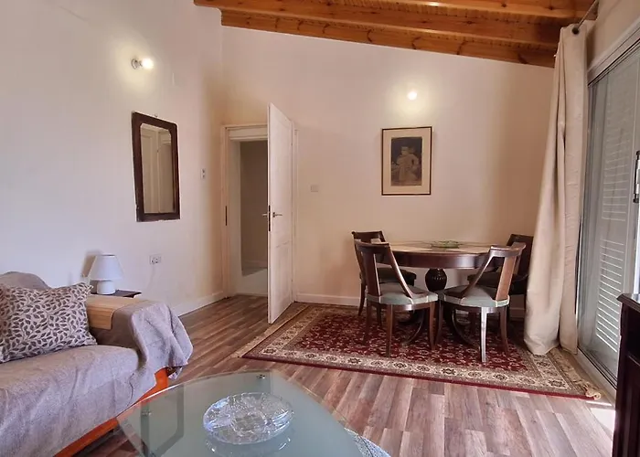 Lydia's Sea View - 2 Bed House Apartamento Episkopi (Limassol)