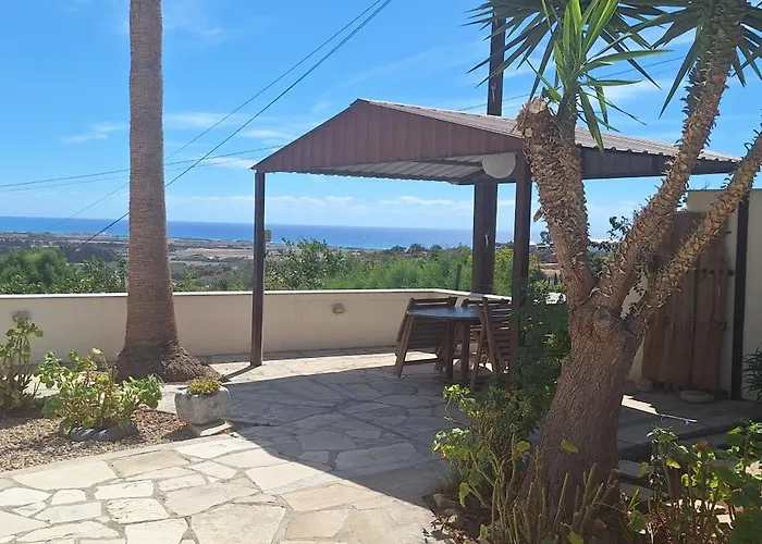 Lydia's Sea View - 2 Bed House Apartamento