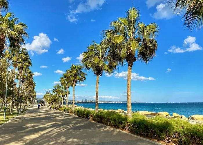 Lydia's Sea View - 2 Bed House Апартаменты Episkopi (Limassol)